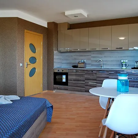 Dune Beach فندق بوموري