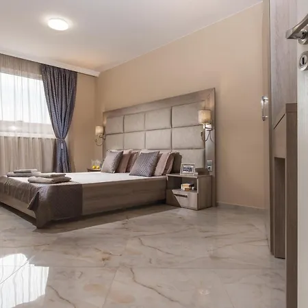 Dune Beach فندق بوموري
