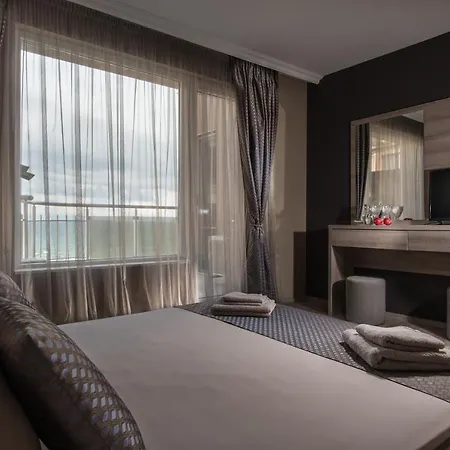 Dune Beach Hotel